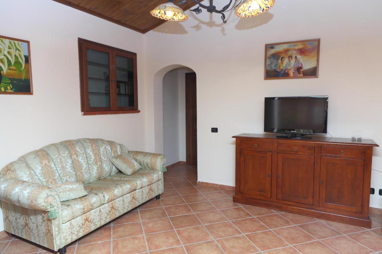 צ'פאלו Sikelios Apartments מראה חיצוני תמונה