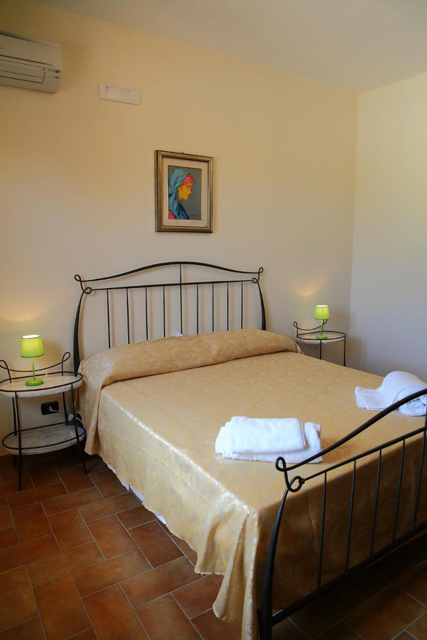 צ'פאלו Sikelios Apartments מראה חיצוני תמונה