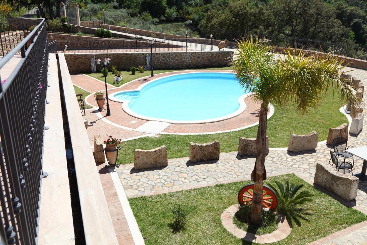 צ'פאלו Sikelios Apartments מראה חיצוני תמונה