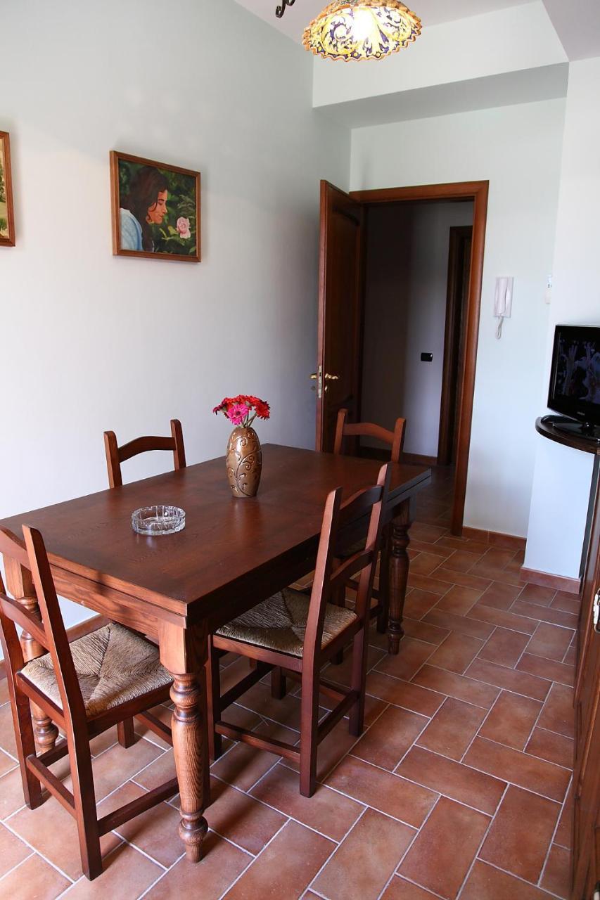 צ'פאלו Sikelios Apartments מראה חיצוני תמונה