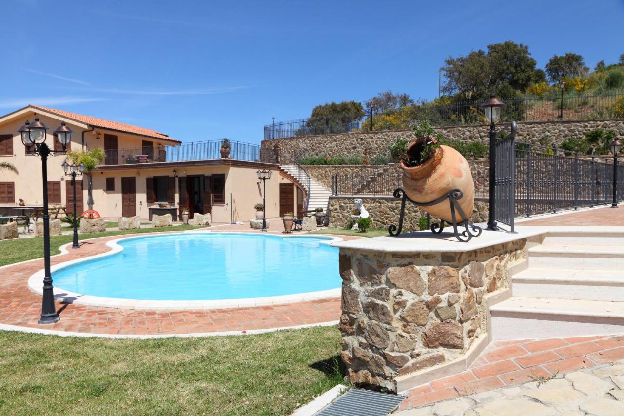 צ'פאלו Sikelios Apartments מראה חיצוני תמונה