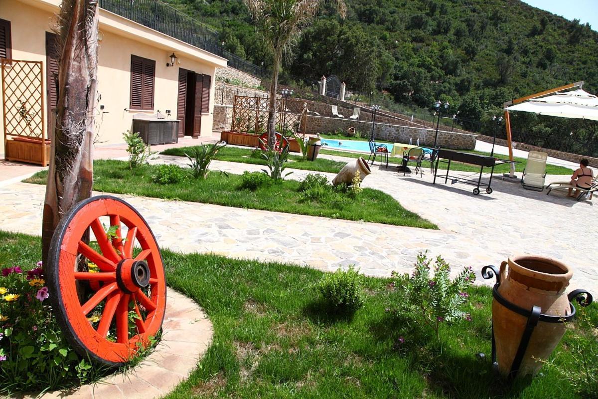 צ'פאלו Sikelios Apartments מראה חיצוני תמונה
